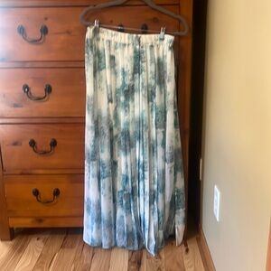 White/Blue long pleated skirt